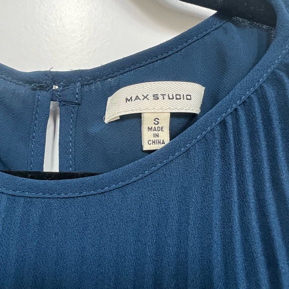 Max studio blue no sleeve sheer long tunic with liner - Picture 3 of 3